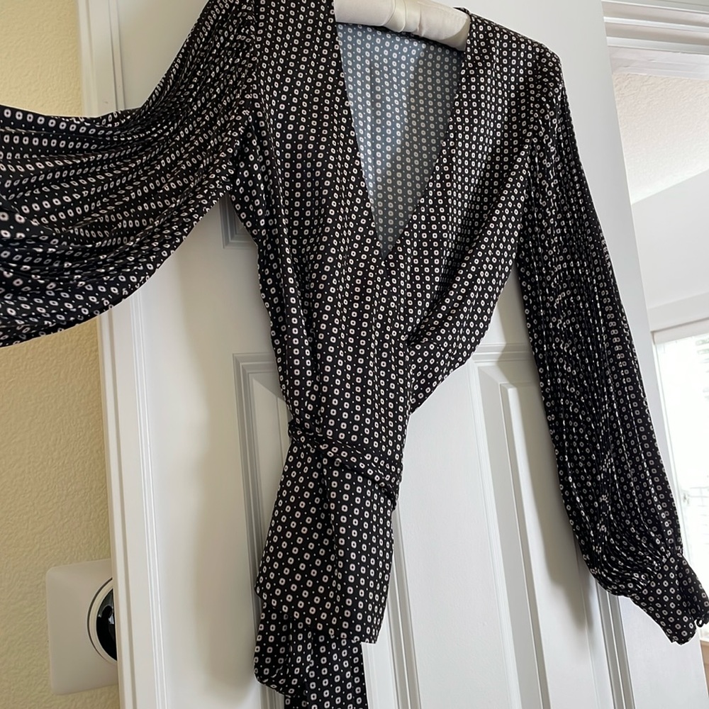 Intermix blouse